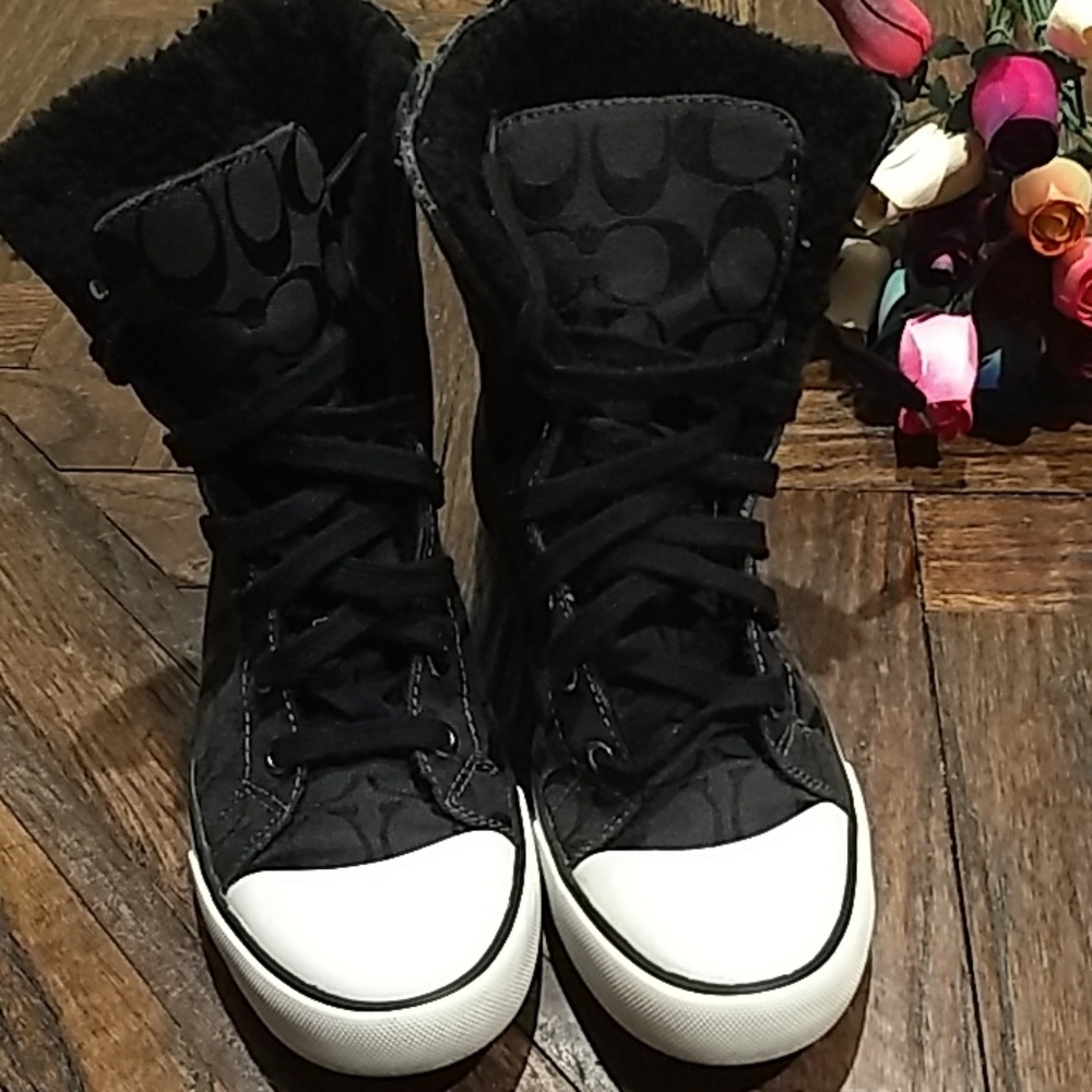 ❤FINAL PRICE❤️COACHsneakersahigfleeceLaceupSZ(7-B)